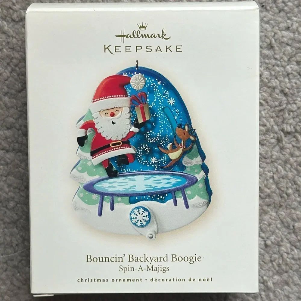Hallmark Keepsake Ornaments: Bouncin’ Backyard Boogie Spin-A-Majigs!